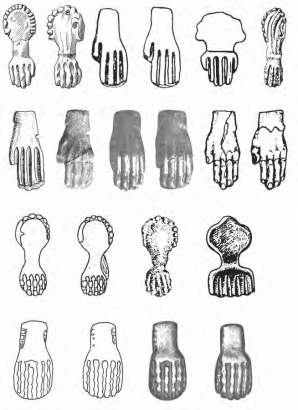 Уздечные бляхи в форме кисти руки или лапы