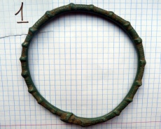 Клад бронзовых браслетов VIII-VI до н.э.