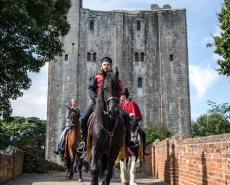 Рыцарский турнир Destrier 2016 в замке Хедингем